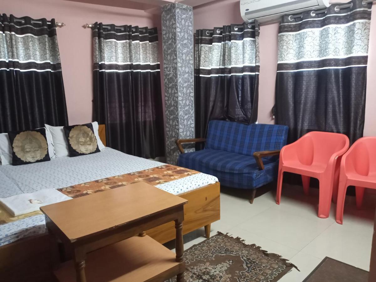 Hotel Royale Calcutta Eksteriør billede
